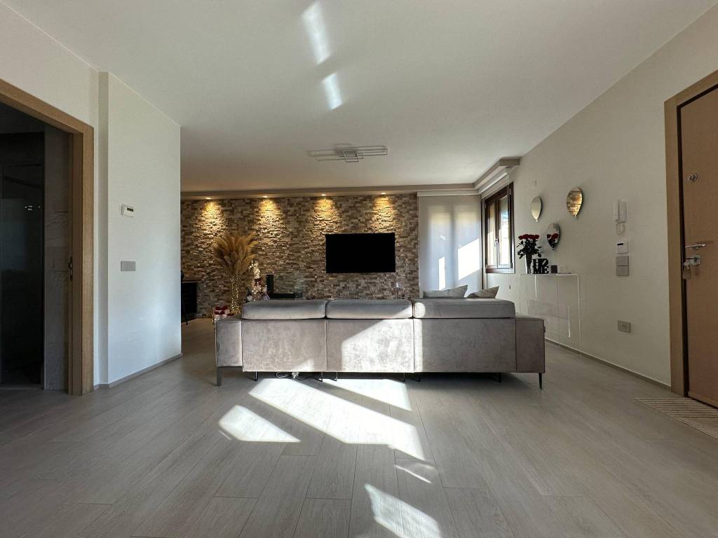 Villa a Pesaro in Strada Panoramica Ardizio - Foto 3