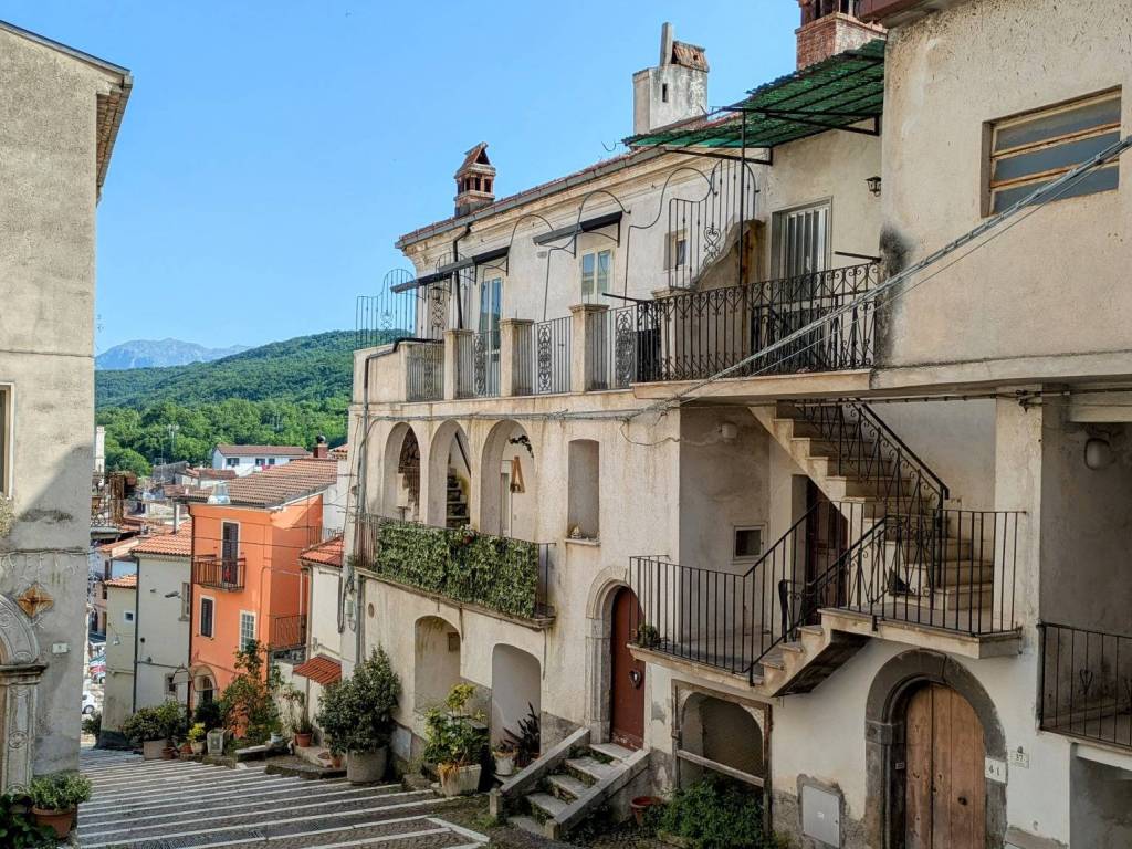 Appartamento a Carpinone in Via Giovanni Falcone - Foto 2