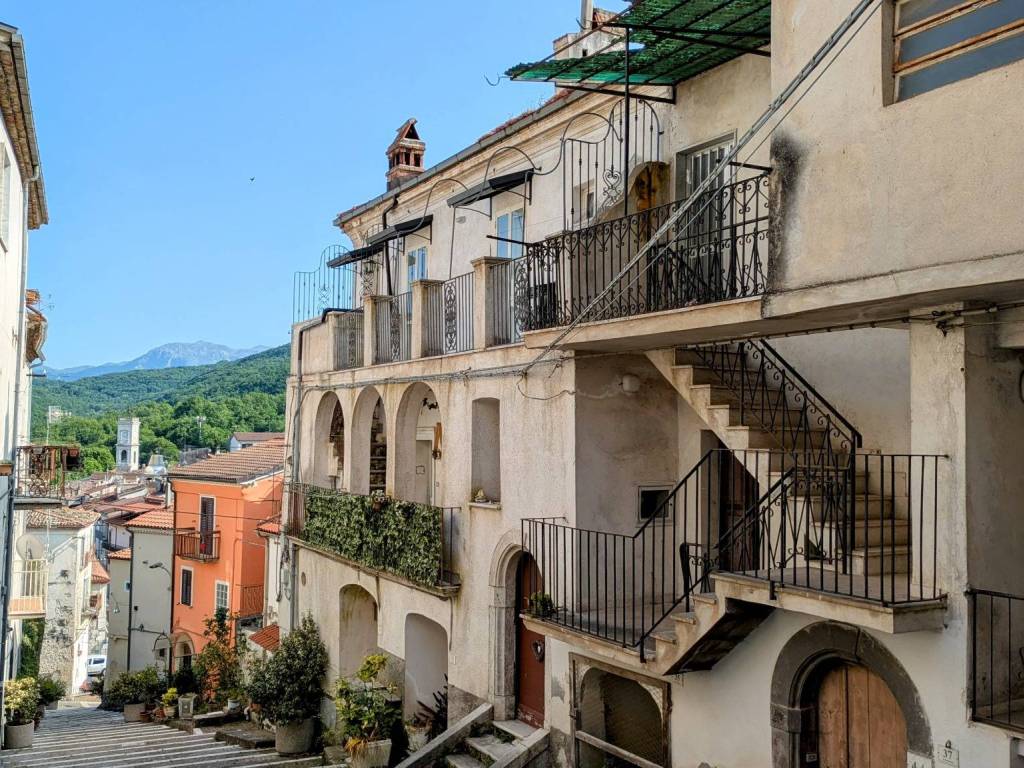 Appartamento a Carpinone in Via Giovanni Falcone - Foto 4