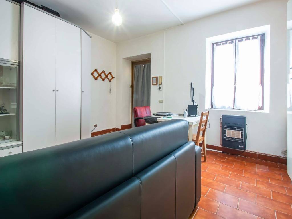 Appartamento a Gorla minore in Via Roma, 28 - Foto 4