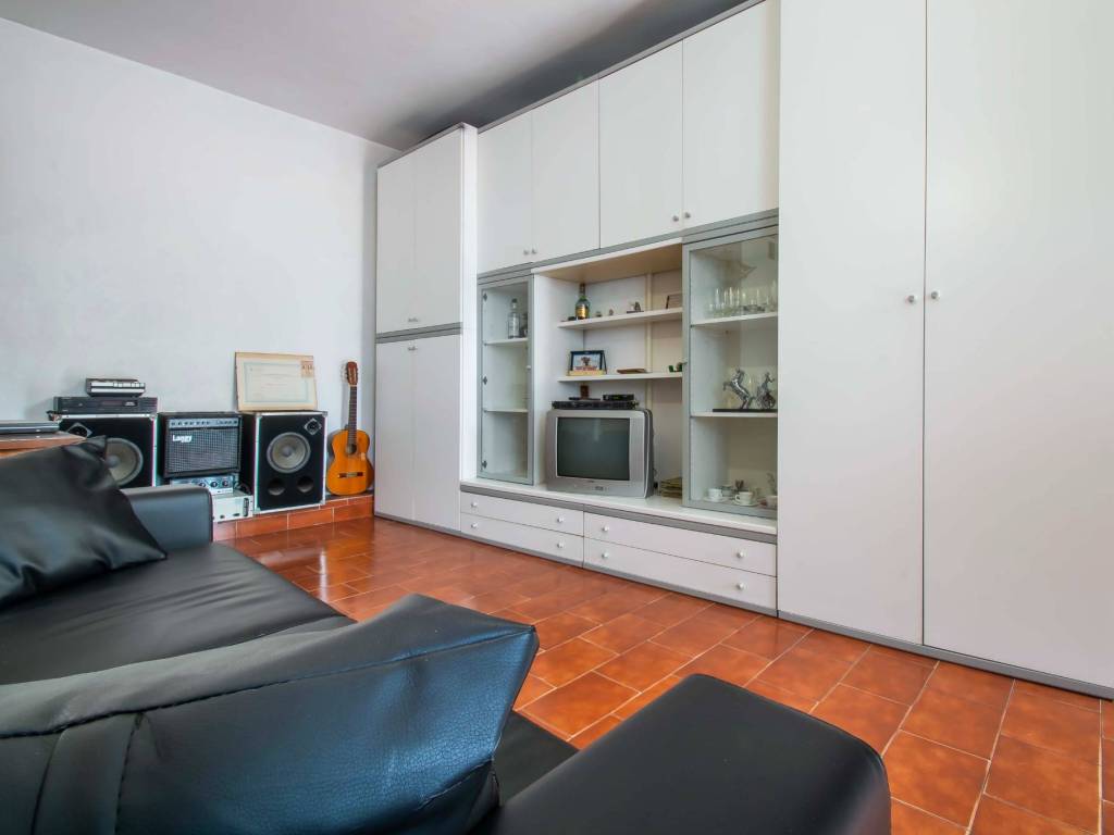 Appartamento a Gorla minore in Via Roma, 28 - Foto 5