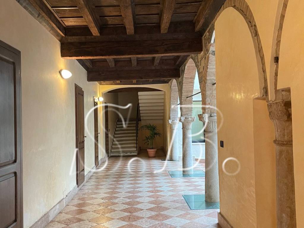 Appartamento a Mantova in Via Gilberto Govi - Foto 4