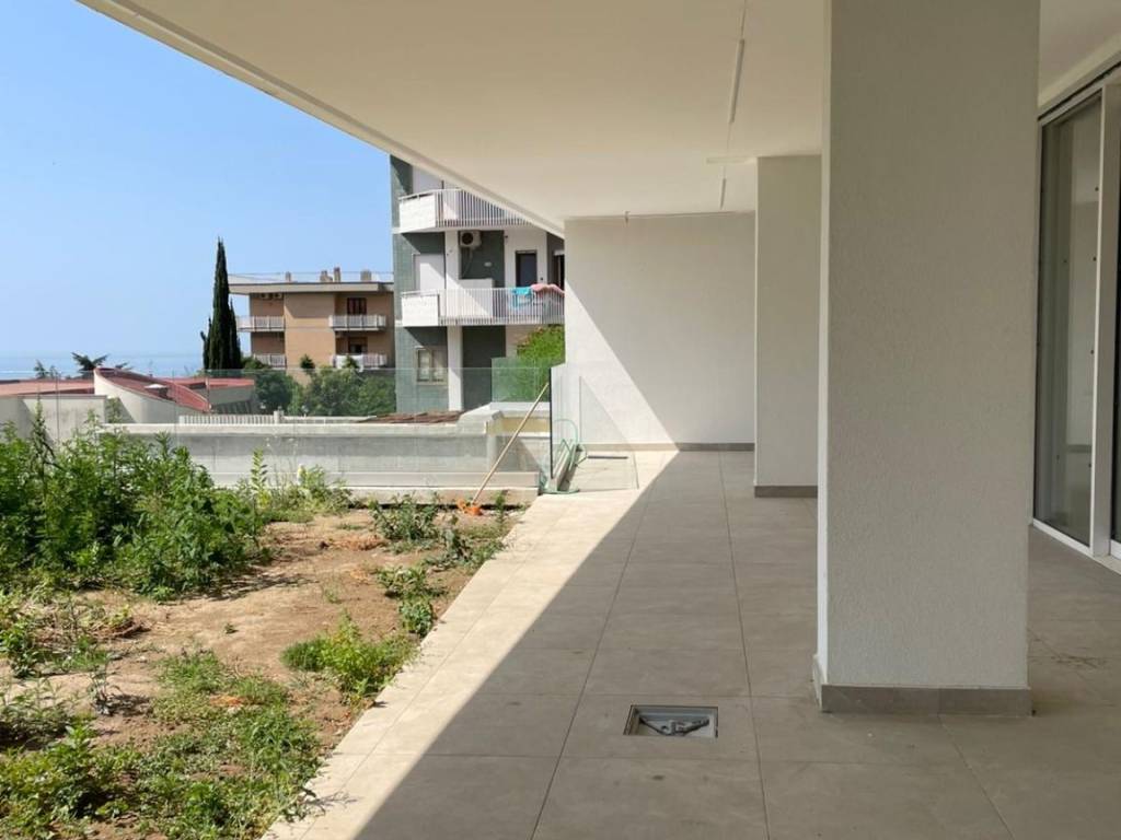 Appartamento a Salerno in Viale delle Querce, 18 - Foto 4