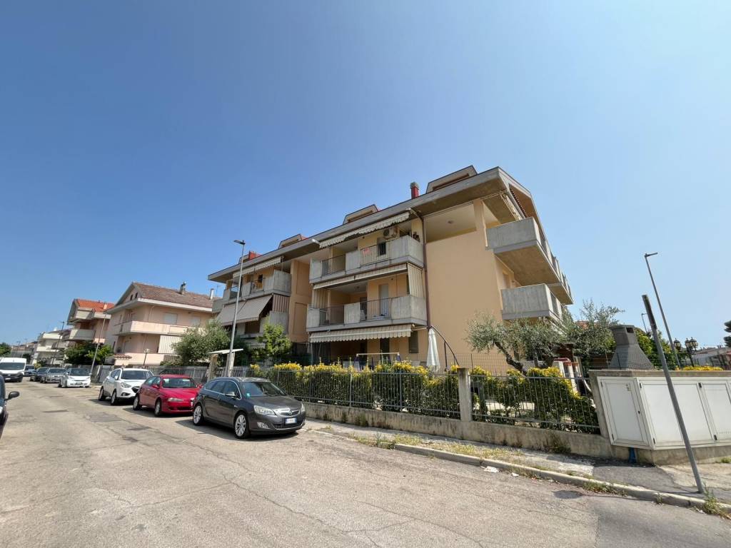 Appartamento a Silvi in Via Jacopo Tintoretto, 67 - Foto 2