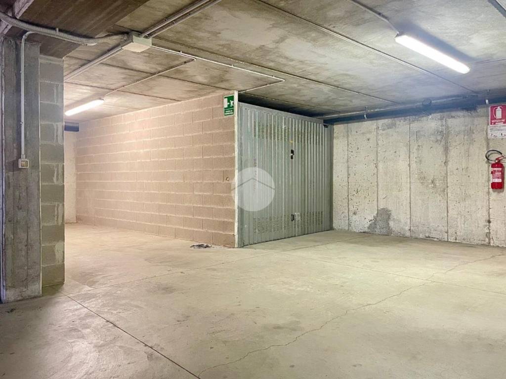 Box / garage a San giovanni lupatoto in Via della Vittoria, 21 - Foto 2