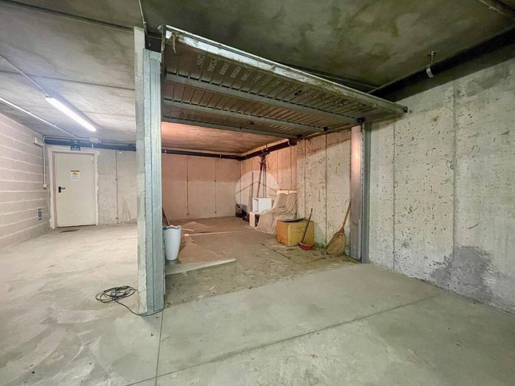 Box / garage a San giovanni lupatoto in Via della Vittoria, 21 - Foto 4