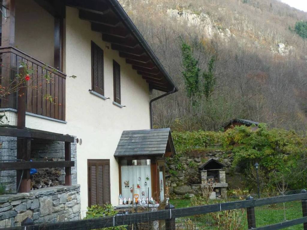 Appartamento a Vanzone con san carlo in Via Roncaioli S.N.C. - Foto 4