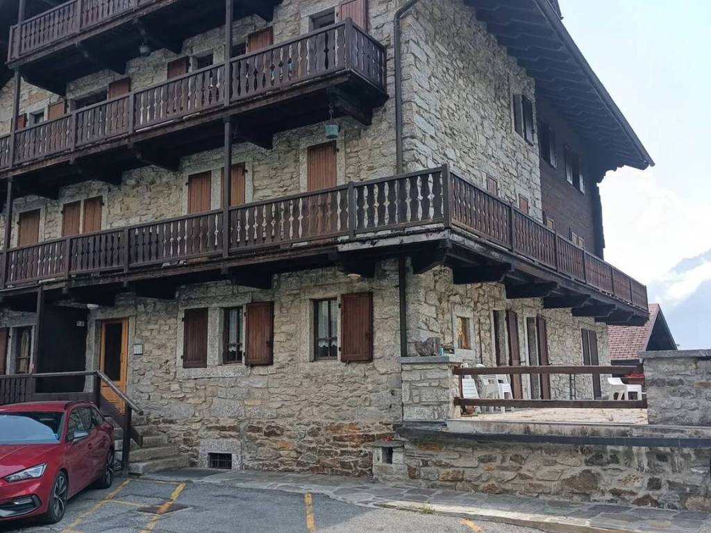 Appartamento a Macugnaga in Via Don Sisto Bighiani, 2 - Foto 3