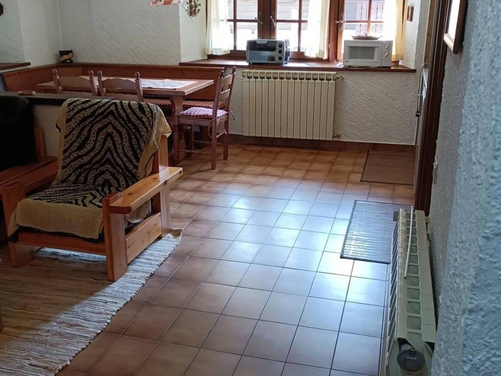 Appartamento a Macugnaga in Via Don Sisto Bighiani, 2 - Foto 4