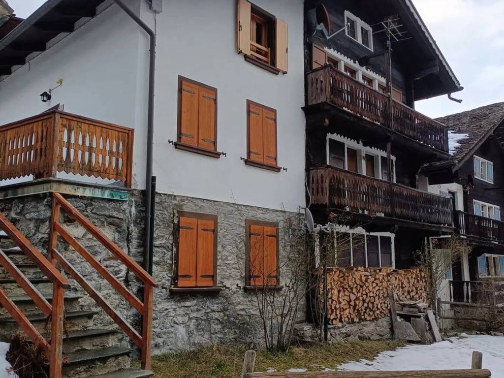 Appartamento a Macugnaga in Via Prati, 1 ----B - Foto 2