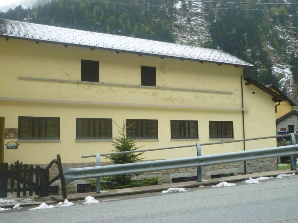 Appartamento a Macugnaga in Via Monte Rosa S.N.C. - Foto 3
