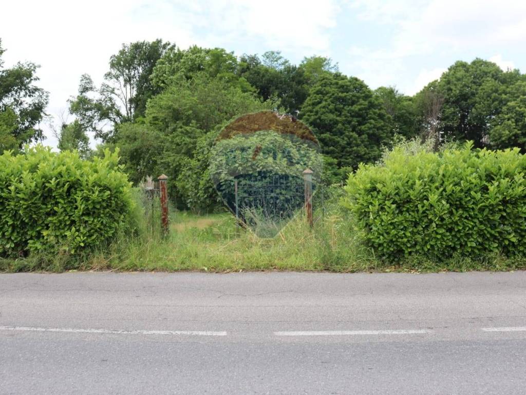 Terreno a Molteno in via Aldo Moro - Foto 5