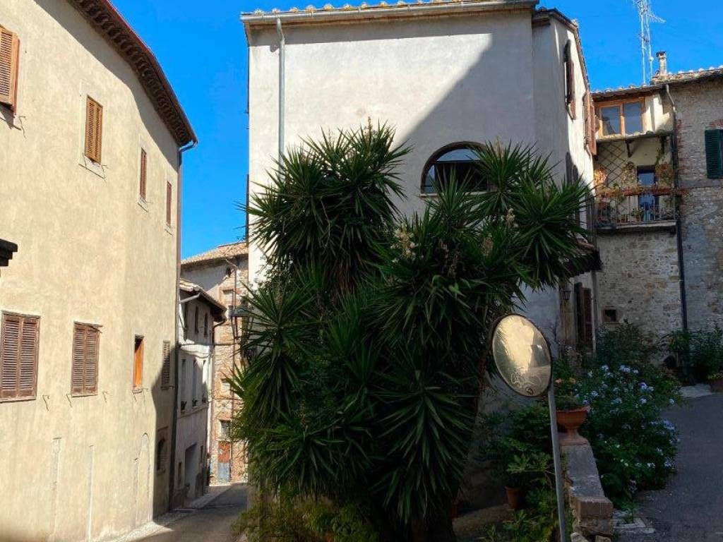 Casa indipendente a Amelia in Via Alessandro Geraldini - Foto 2