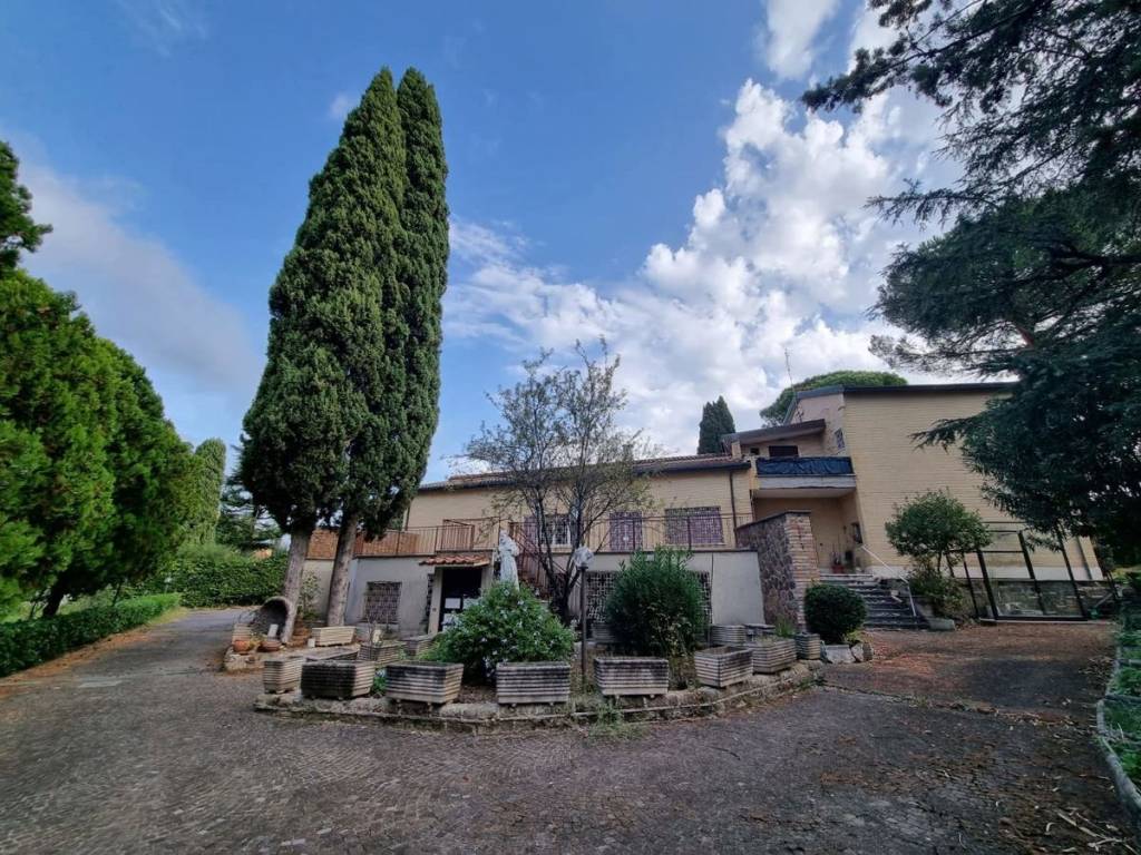 Villa a Roma in via prato lauro, 41 - Foto 2