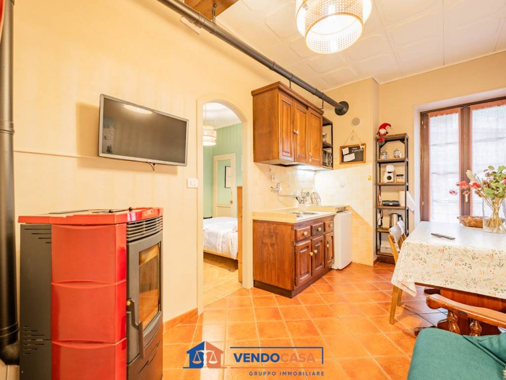 Appartamento a Limone piemonte in Via Medaglia d'Oro G. Grandi, 16 - Foto 2