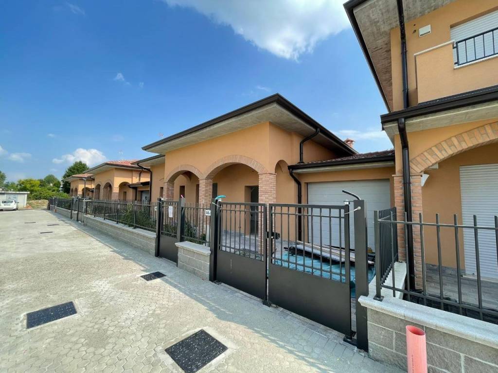 Villetta a schiera a Cremona in Via della Castella - Foto 2