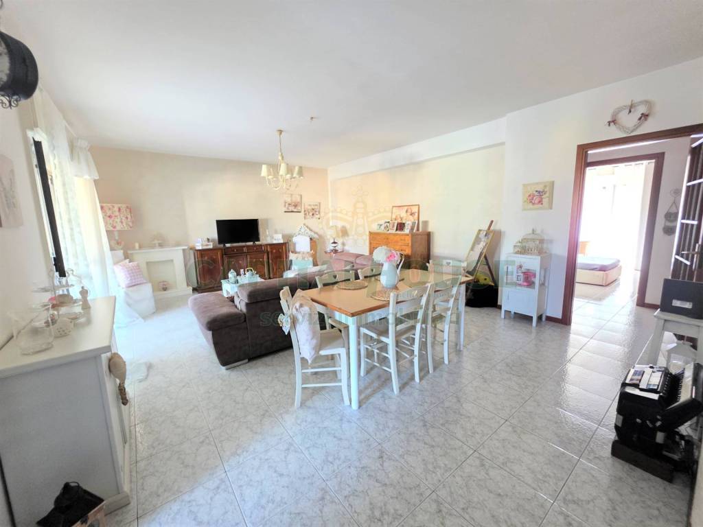 Appartamento a Caserta in Via delle Betulle, 7 - Foto 5