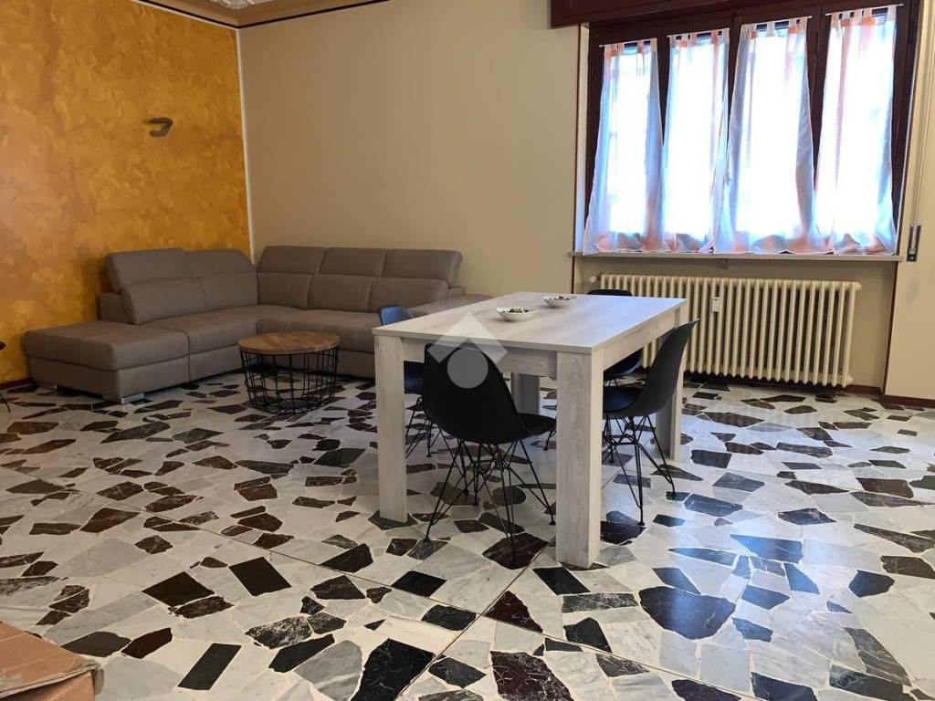Appartamento a Novara in Via Benedetto Alfieri, 4 - Foto 3