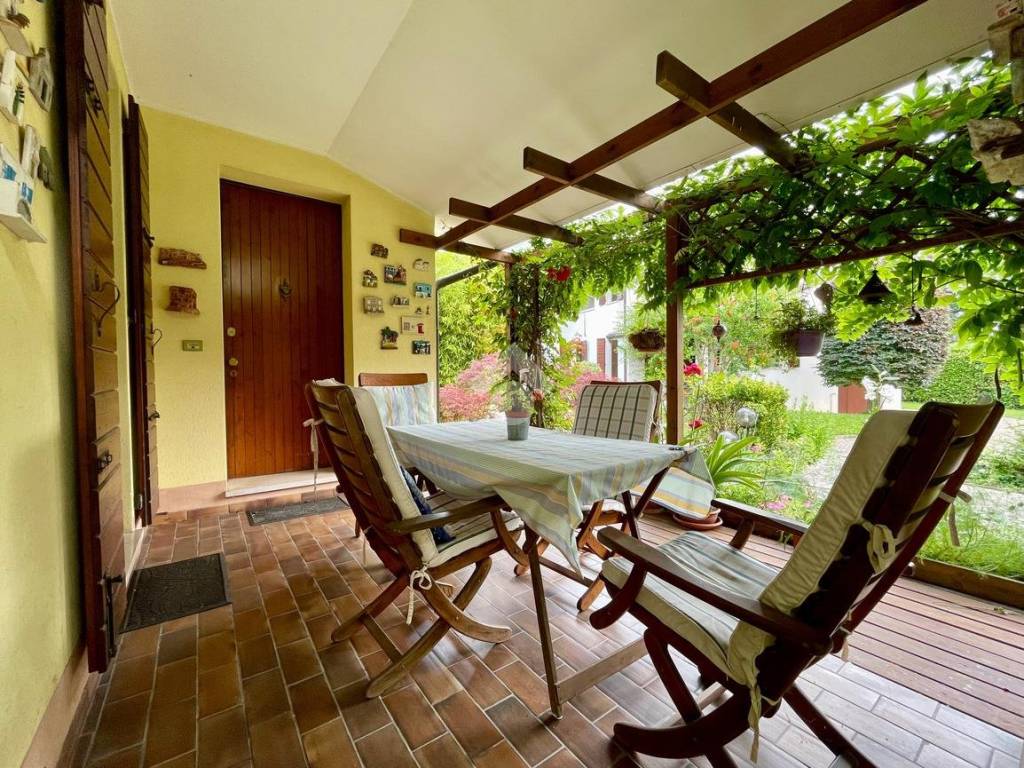 Villa a Selvazzano dentro in Via Garda, 3 - Foto 5