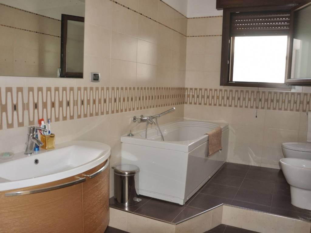 Appartamento a San vito dei normanni in Via San Donato - Foto 4