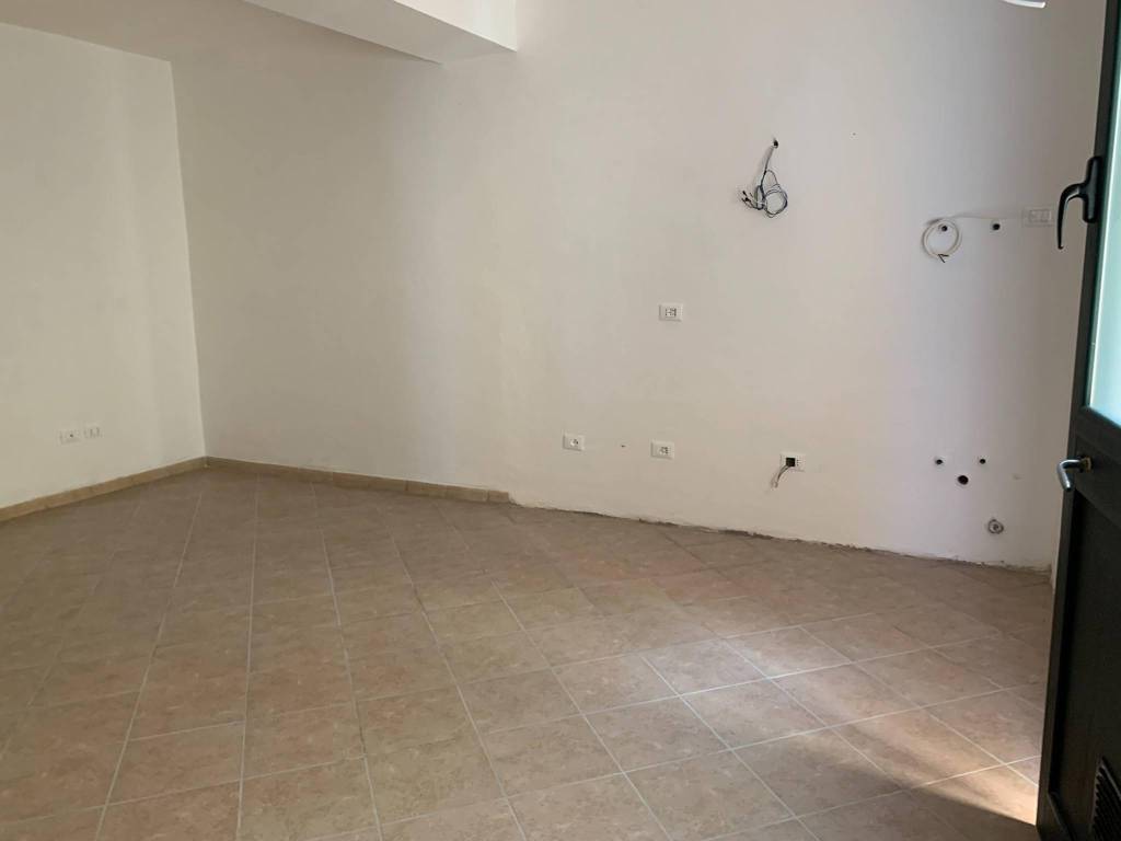 Loft / open space a Albenga in Via Giosuè Carducci - Foto 4