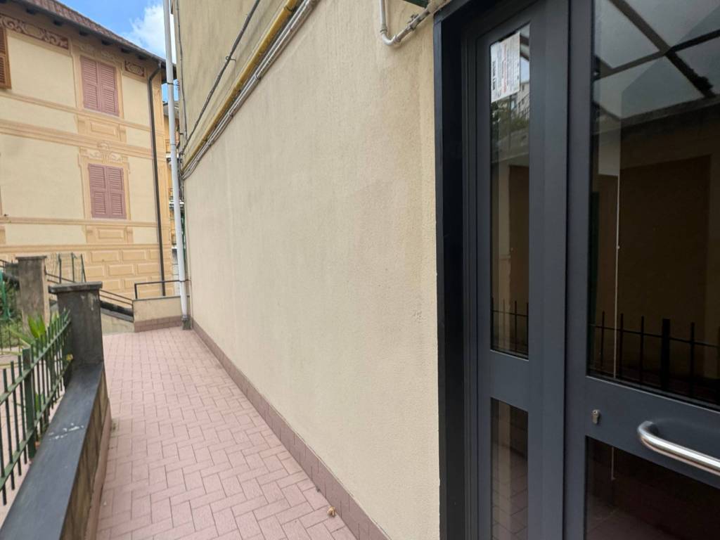 Appartamento a Genova in Via Val d'Astico, 6 - Foto 4