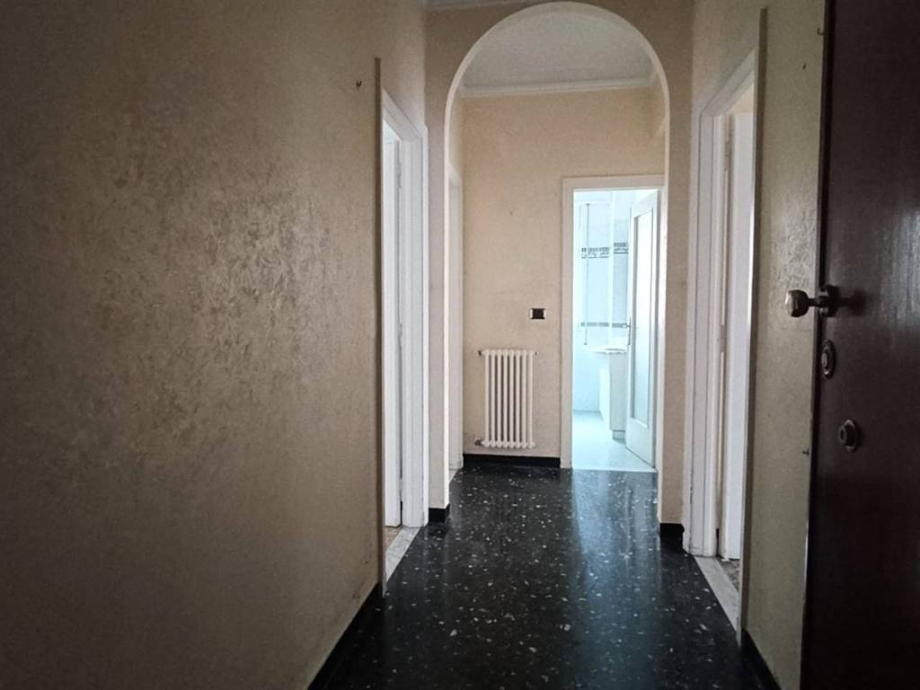 Appartamento a Finale ligure in Via Calvisio, 76 - Foto 3