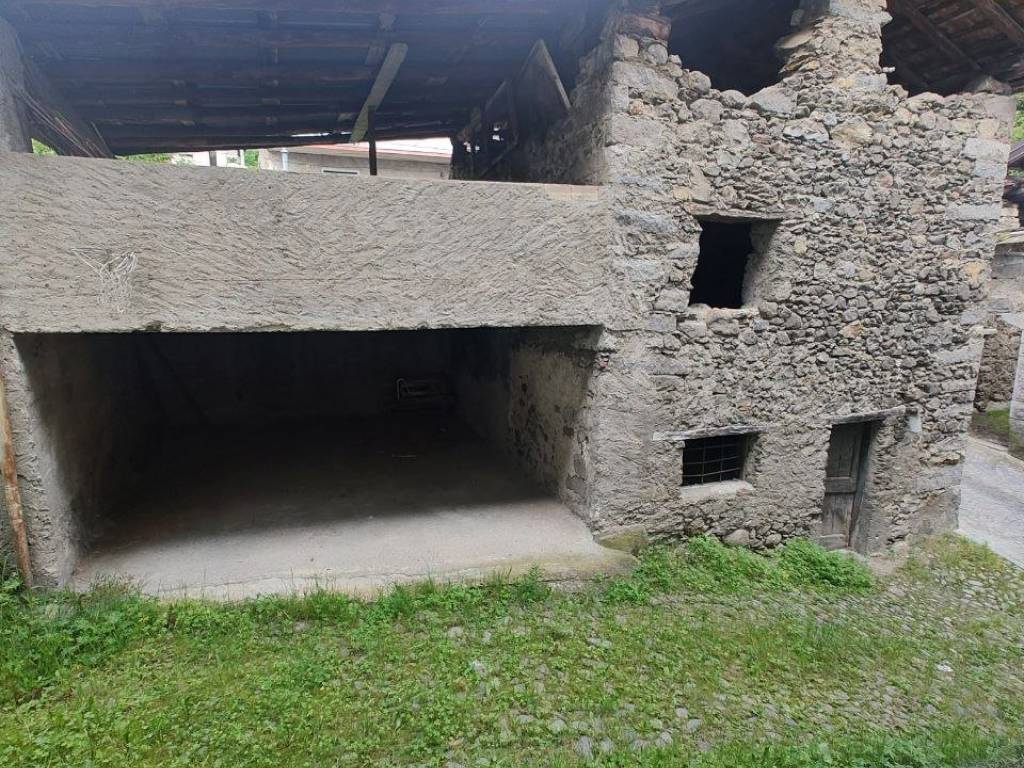 Rustico / casale a Sonico in Via Guglielmo Marconi - Foto 2