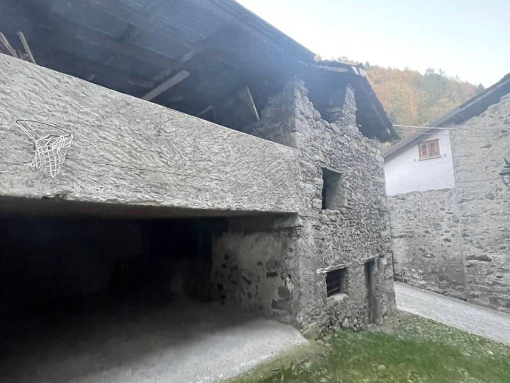 Rustico / casale a Sonico in Via Guglielmo Marconi - Foto 4