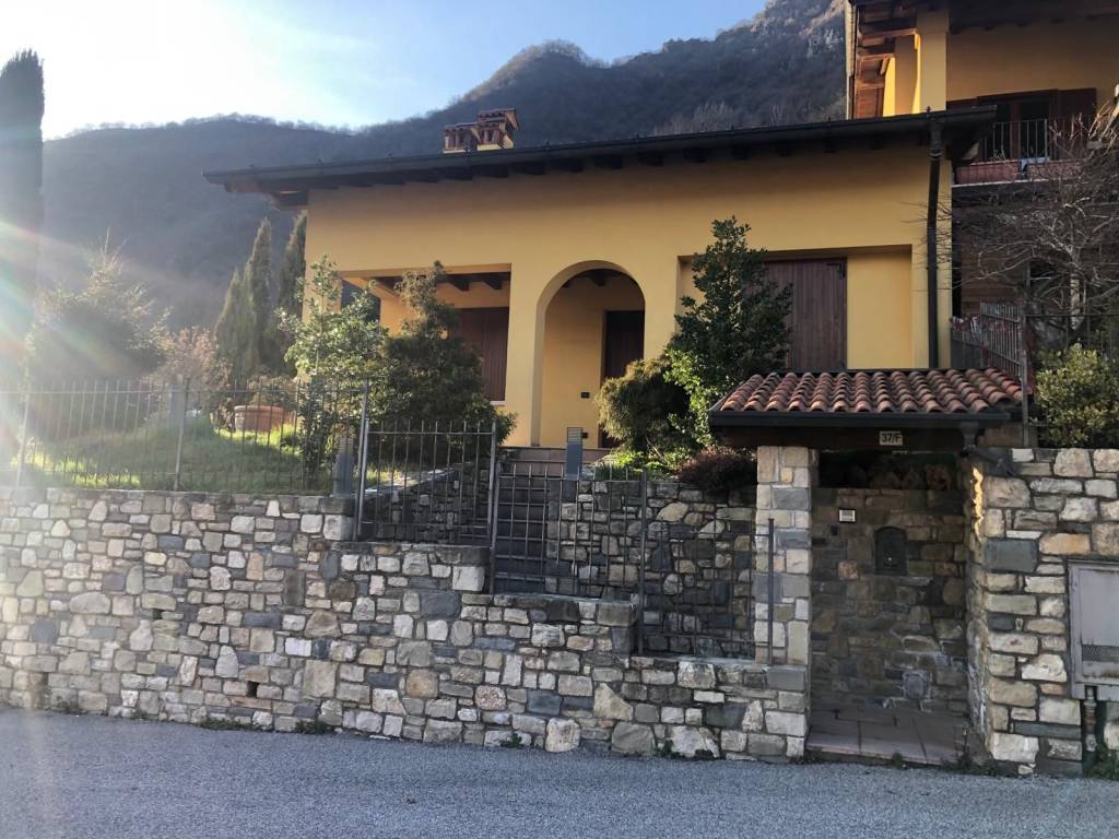 Villa a Gardone val trompia in Via Caregno - Foto 2