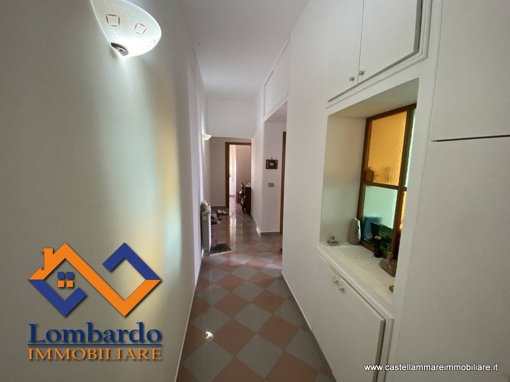 Appartamento a Castellammare del golfo in Via Segesta - Foto 4