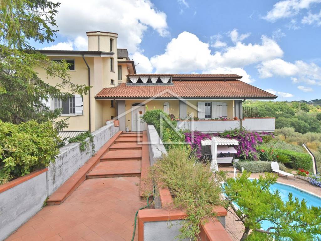 Villa a Castelnuovo magra in Via Montecchio, 102 - Foto 4