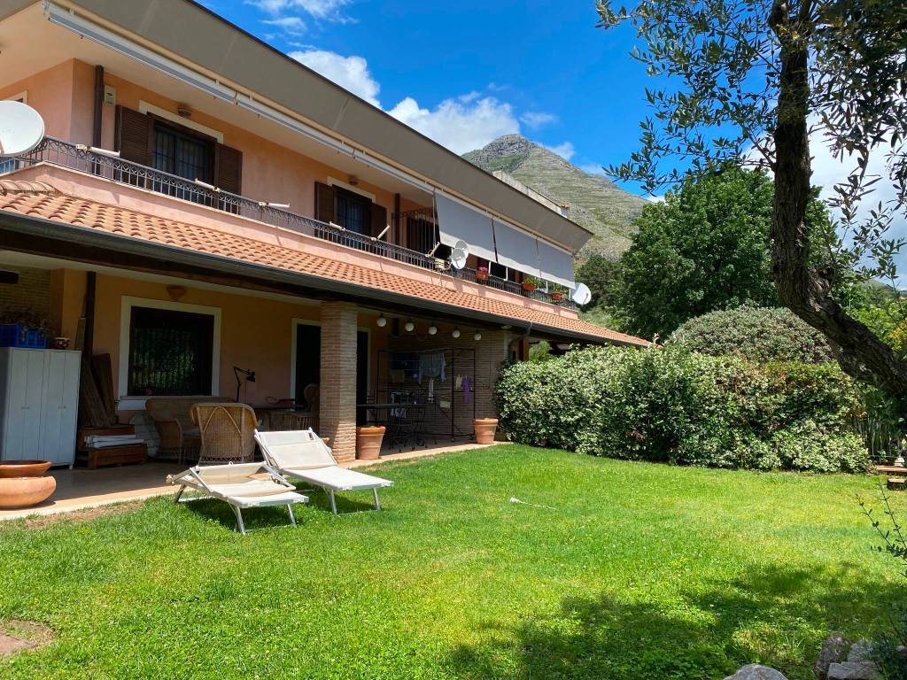 Villa a Formia in Via Cintio, 12 - Foto 3