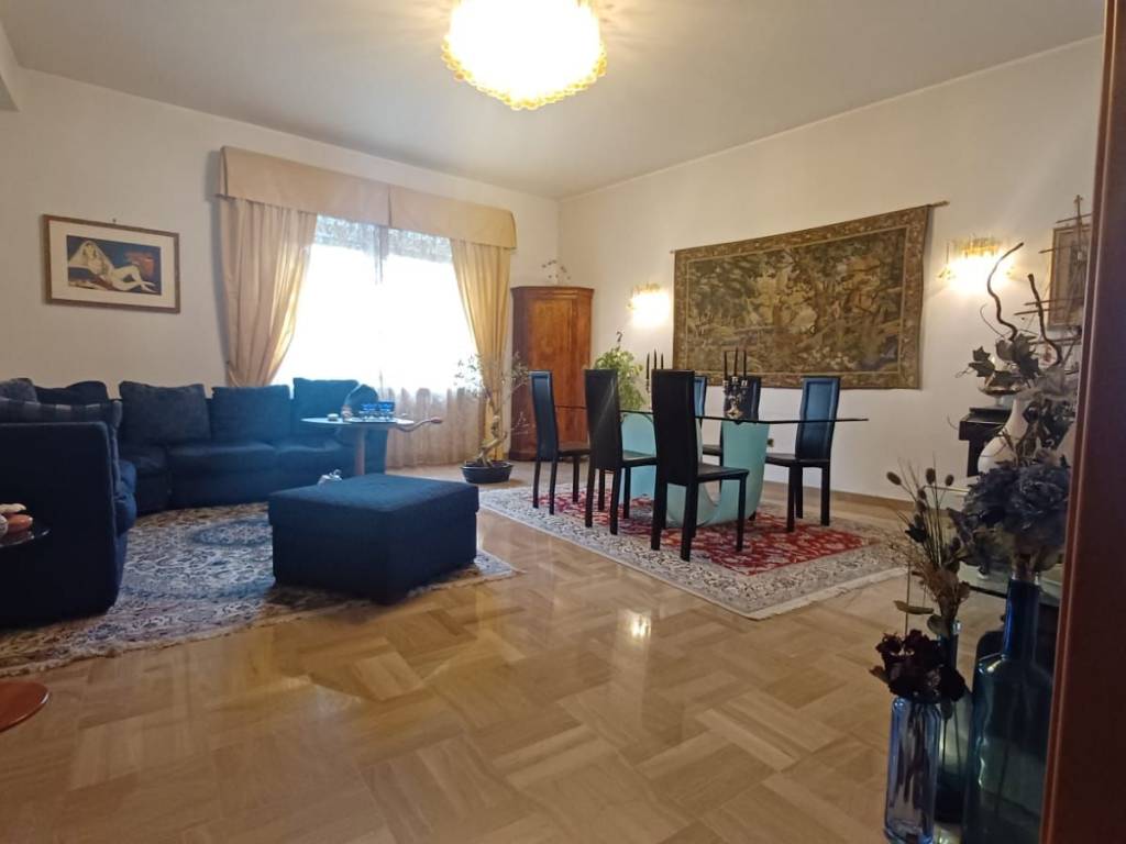 Appartamento a Frosinone in Via Vincenzo Ferrarelli - Foto 3