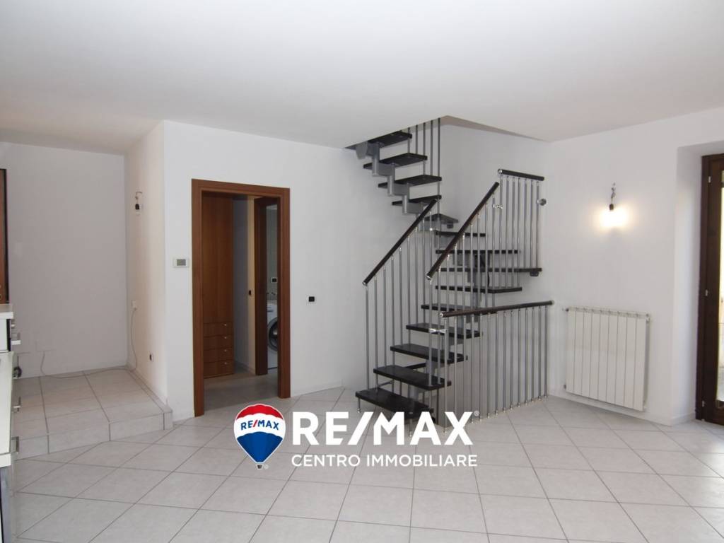 Casa indipendente a Luvinate in Via Giuseppe Mazzini - Foto 3