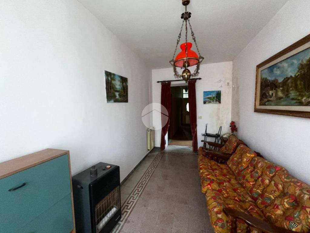 Casa indipendente a Montesarchio in Via Carrara - Foto 5