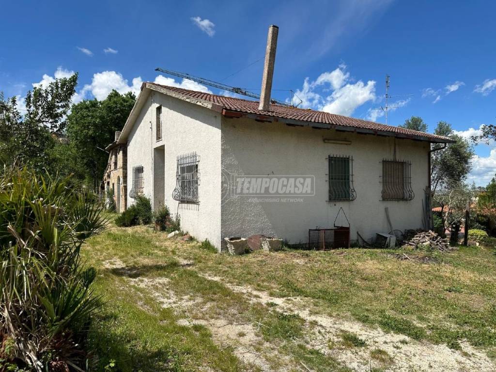 Casa indipendente a Pollenza in Contrada Fontangela - Foto 2