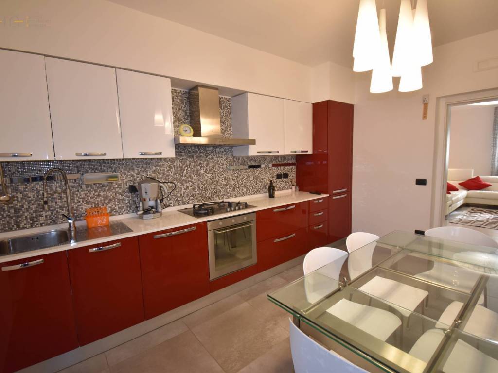 Appartamento a San benedetto del tronto in Via Indipendenza - Foto 5