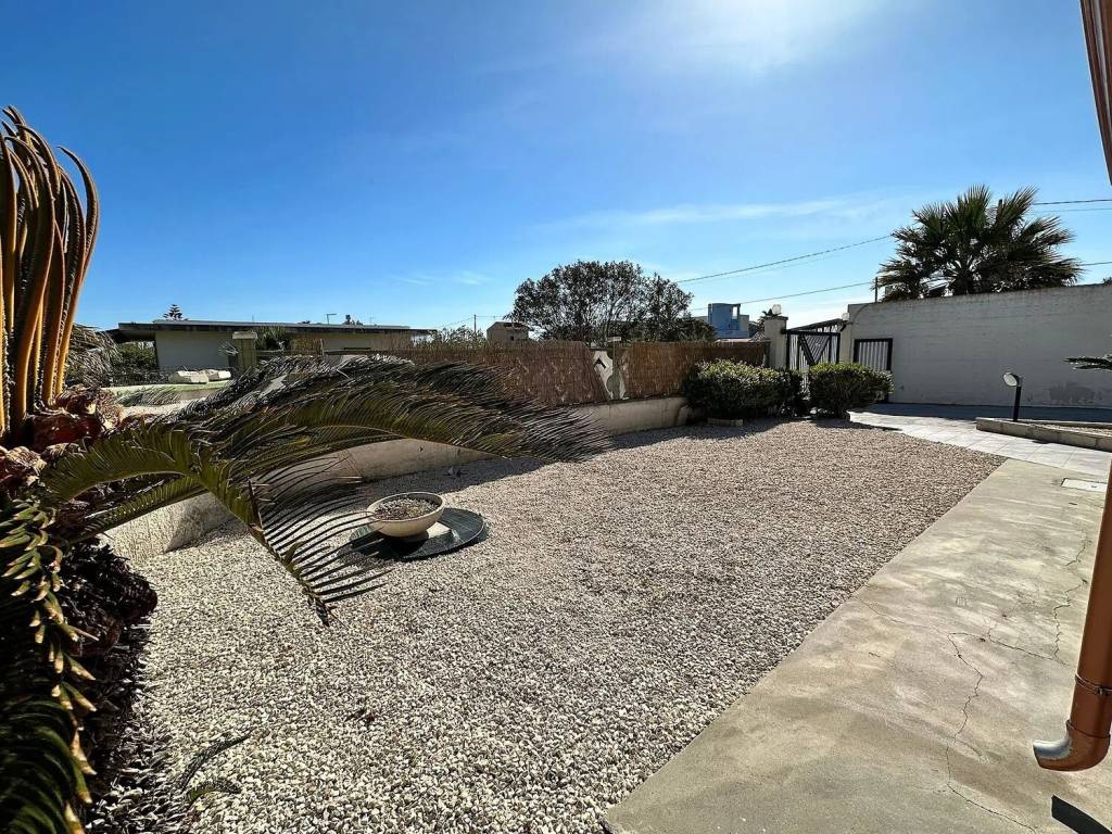 Villa a Ispica in Santa Maria Del Focallo S.N.C. - Foto 4