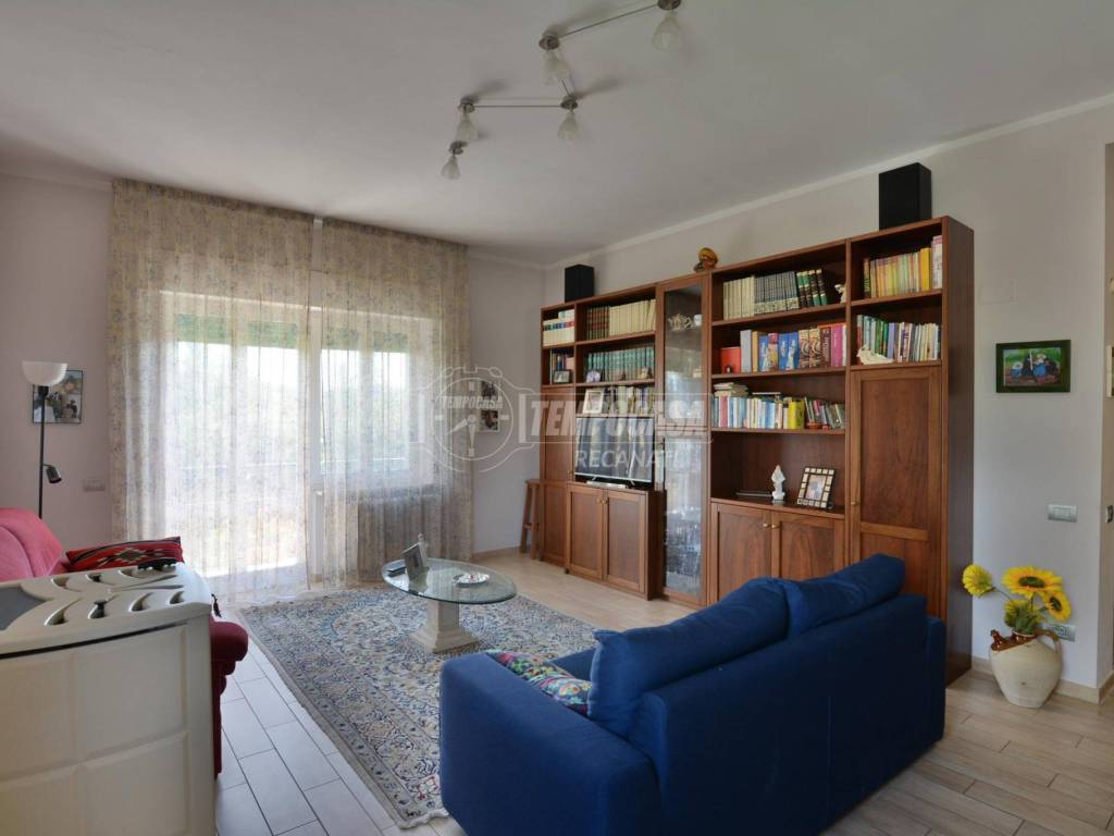 Villa a Montecassiano in Località Montelibano - Foto 2