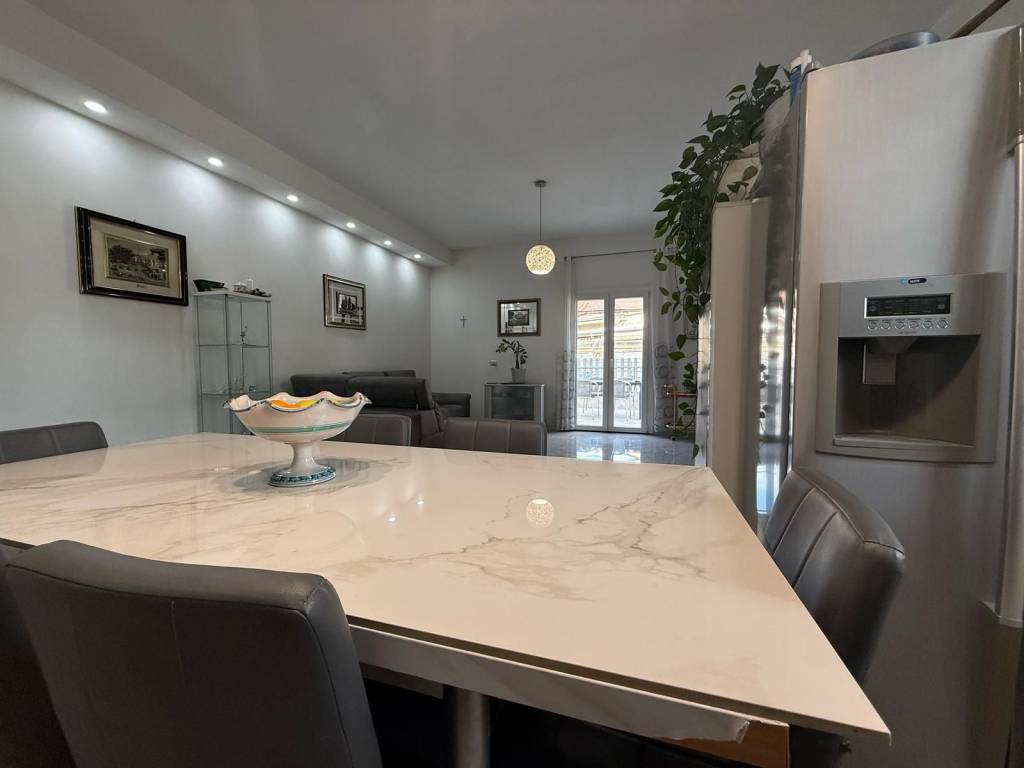 Villa a Mariano comense in Via Dante Alighieri - Foto 3