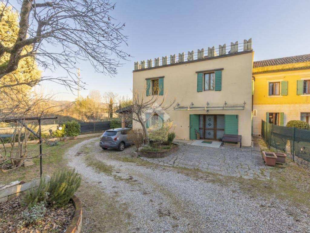 Rustico / casale a Verona in Via cà di cozzi, 51 - Foto 5