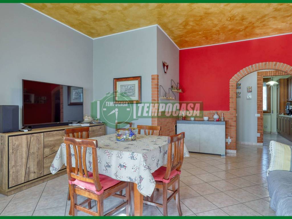 Appartamento a Varese in Via Val Pusteria - Foto 4