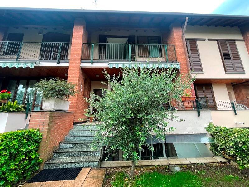 Villetta a schiera a Besnate in Via Gioacchino Rossini, 28 - Foto 2