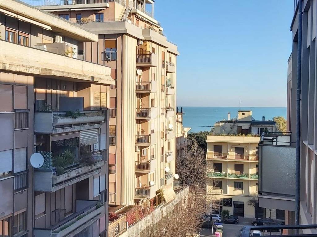 Appartamento a Pescara in Via Tommaso Campanella, 5 - Foto 2