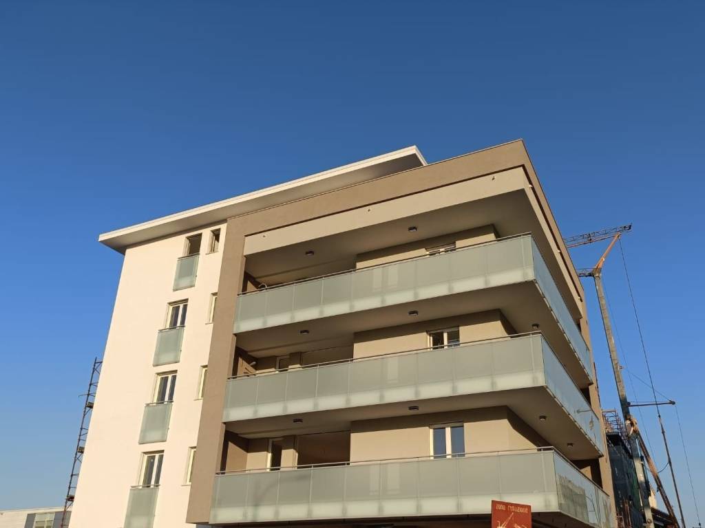 Appartamento a Montesilvano in Via Giuseppe Verrotti, 61 - Foto 4