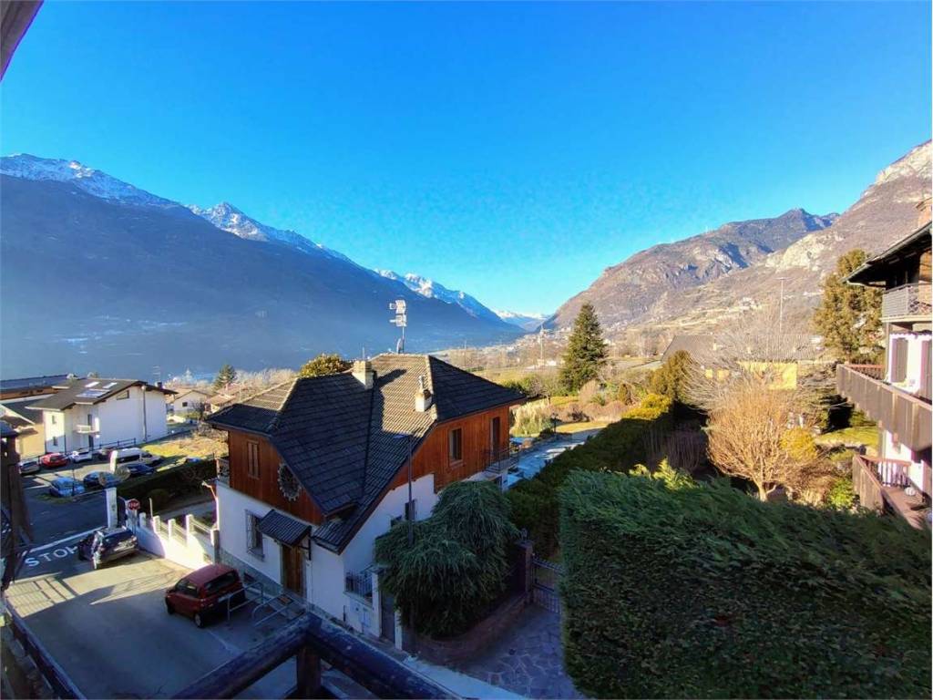 Appartamento a Saint-vincent in Via Cesare Battisti - Foto 2