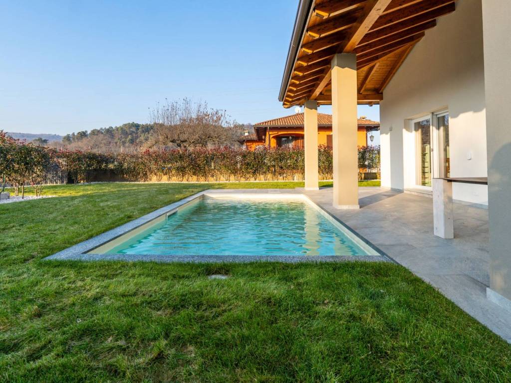 Villa a Arona in Via Oleggio Castello - Foto 5