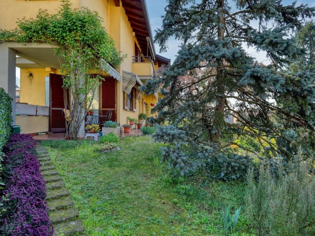 Villa a Oggiona con santo stefano in Via Monte Grappa, 5 - Foto 5