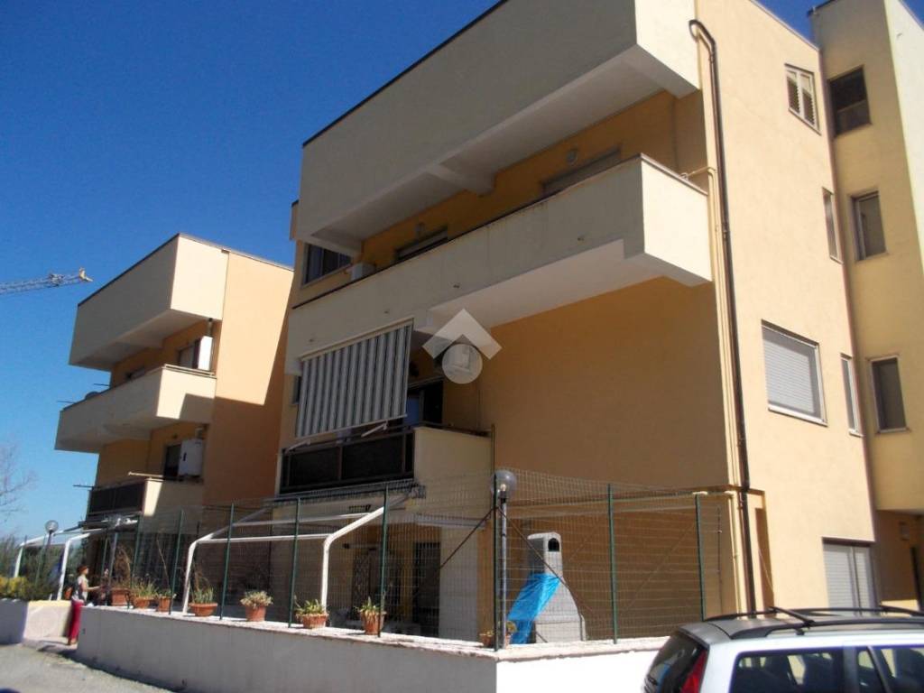 Appartamento a Castrolibero in Via Cimbri - Foto 2